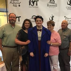 Meet your Posher, Laura